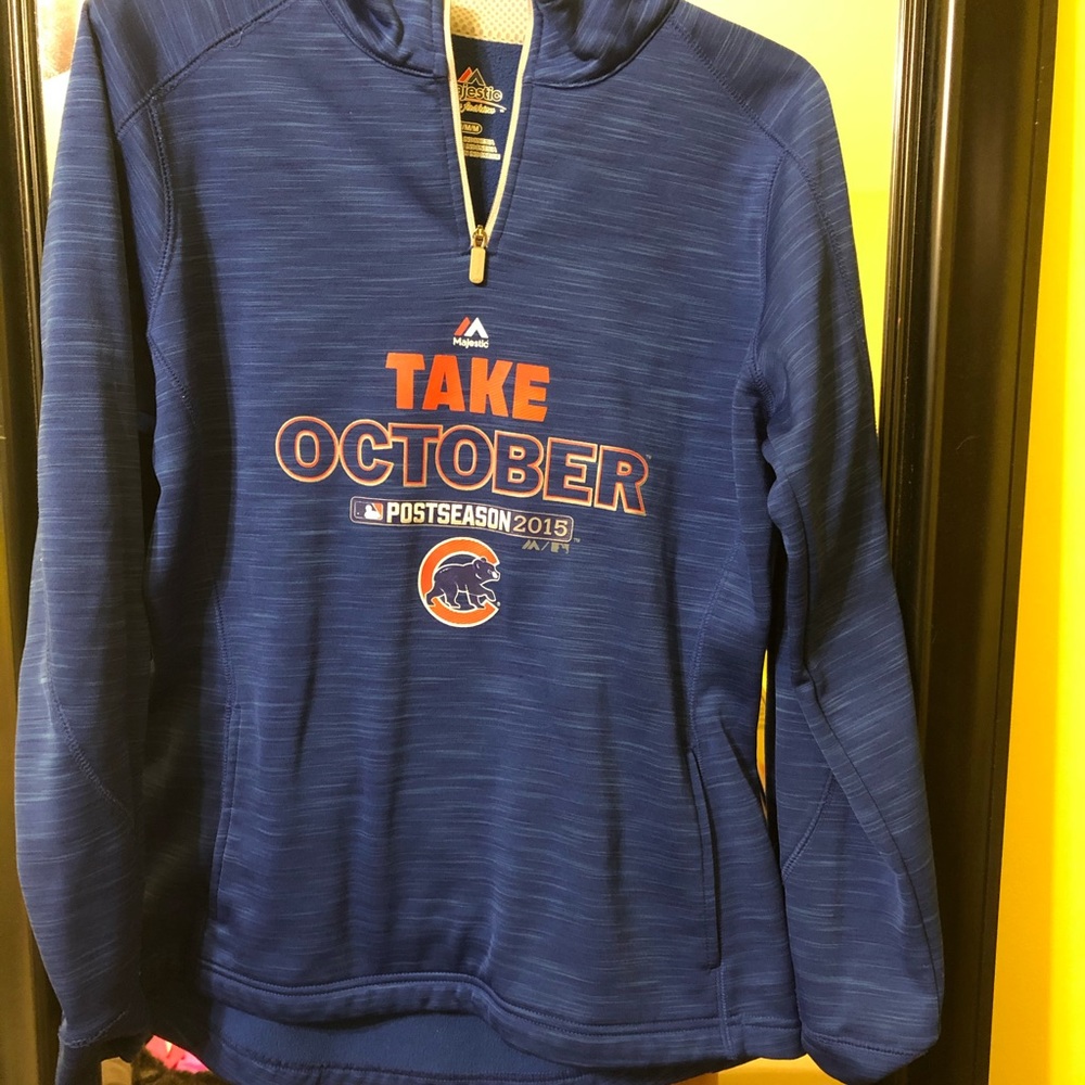 Chicago Cubs pullover